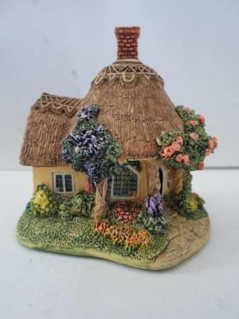 WOW!! LILLYPUT LANE "HAREBELL COTTAGE" MINT CONDITION!! WOW!!