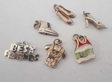BEAUTIFUL!! COLLECTION OF 6  STERLING SILVER CHARMS 11g WOW!!