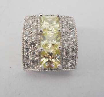 WOW!! STUNNING STERLING SILVER & CZ PENDANT 4,4g   WOW!! WOW!!