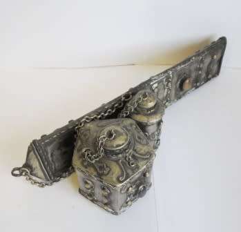WOW!! 19TH CENTURY LOW SILVER & AGATE QALAMDAN TRAVELLING PEN & INK BOX WOW!!