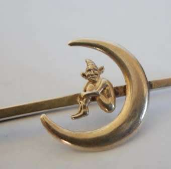 WOW!! VINTAGE STERLING SILVER PIXIE MOON BROOCH 2.9g CIRCA 1930's WOW!! WOW!