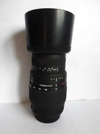 WOW!! SIGMA DG 70-300mm  F/4-5.6 LENS FOR CANON AMAZING CONDITION!! VALUE R2200 WOW!!