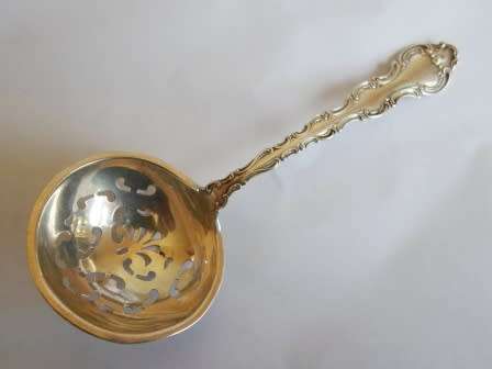 MAGNIFICENT!! GORHAM MANUFACTURING CO 1904 BIRMINGHAM SILVER SUGAR SIFTER SPOON 21g STUNNING PIECE!!