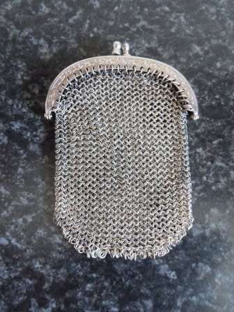 BEAUTIFUL!! VICTORIAN 800 SILVER CHATELAINE PURSE CIRCA 1890's 21,3g  GORGEOUS PIECE!! WOW!!