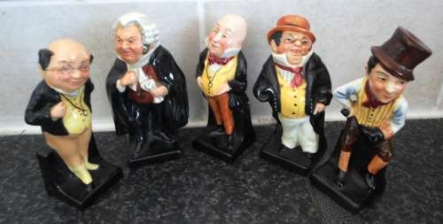 WOW!! COLLECTION OF 5 ROYAL DOULTON DICKENS FIGURES, ALL MINT CONDITION!! WOW!!