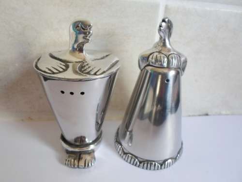 WOW!! GORGEOUS CARROL BOYES MAN & WOMAN SALT & PEPPER SHAKER AMAZING CONDITION WOW!! WOW!!!