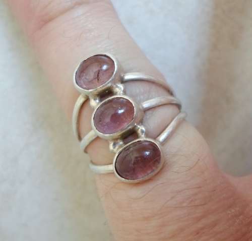 GORGEOUS!! STERLING SILVER & CABOCHON GARNET RING SIZE M   3,9g WOW!!