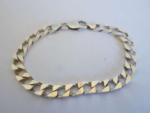 QUALITY!! THICK ITALIAN STERLING SILVER BRACELET WITH UK IMPORT MARKS 21,9g  217 X 7 X 3mm WOW!!