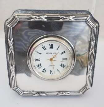 STUNNING!! 1996 LONDON SILVER FRAMED DESK CLOCK BY KITNEY & CO  WOW!! WOW!