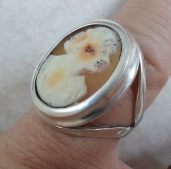 MAGNIFICENT!! STERLING SILVER SHELL CAMEO RING  SIZE R 1/2  6,1g WOW!!