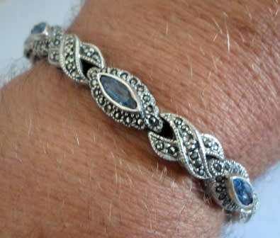 EXQUISITE!! VINTAGE STERLING SILVER MARCASITE & BLUE TOPAZ BRACELET 23,2g WOW!! WOW!!