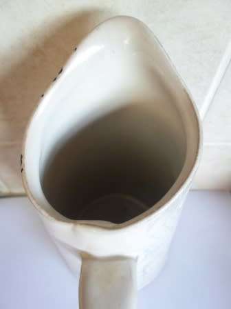 STUNNING!!! LARGE MERWYN GERS CERAMIC WATER JUG  VALUE R895 WOW!!