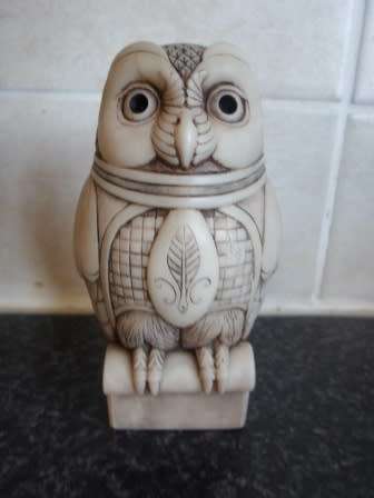 WOW!! JOHN BICCARD "EDUCATION" FIGURINE  WOW WOW WOW!!