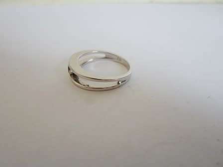 SPECTACULAR!! 9ct WHITE GOLD 0,25ct DIAMOND MILLENNIUM RING  3,6g  VALUE R7500  STUNNING!!