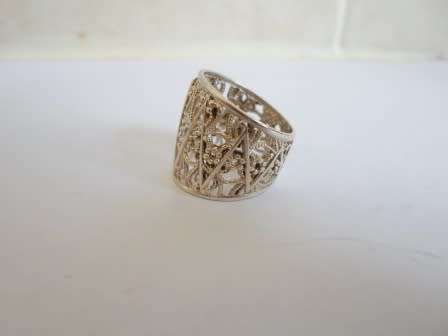 GORGEOUS!! LARGE STERLING SILVER RING BEAUTIFUL DESIGN   6,2g    WOW!!