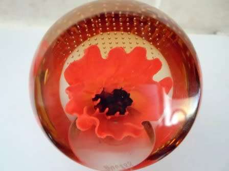 STUNNING!! CAITHNESS GLASS FLOWER PAPERWEIGHT  WOW!!