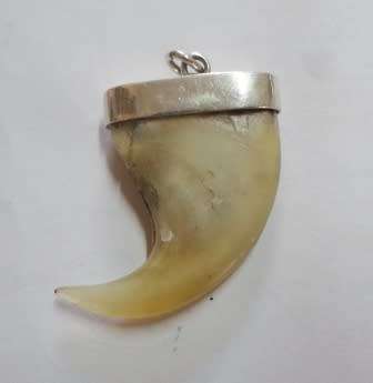 WOW!! LARGE VINTAGE STERLING SILVER & LION CLAW PENDANT 4,6g WOW!!