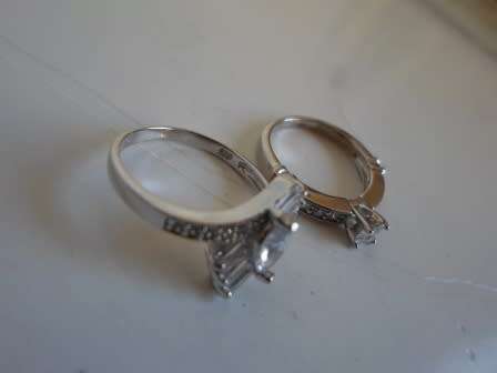 WOW! 2 X STERLING SILVER & CZ RINGS   6,7g    SIZE R & O  WOW!!