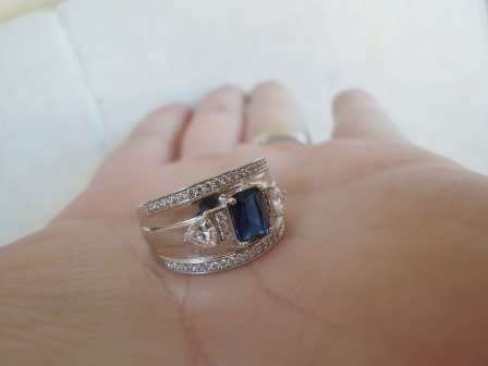 WOW!! MAGNIFICENT STERLING SILVER & CZ RING  6,1g  SIZE P WOW!!
