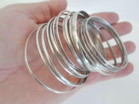 WOW!! COLLECTION OF 16 STERLING SILVER BANGLES 96,1g  WOW !!