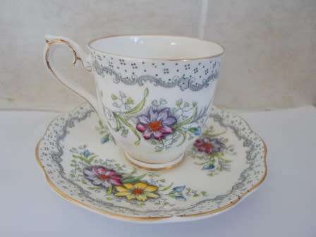 STUNNING!! ROYAL ALBERT "GEM" COFFEE DUO MINT CONDITION!!