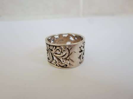 WOW!! CHUNKY STERLING SILVER RING WITH STUNNING DESIGN!! 5,9g   SIZE O1/2  WOW!!