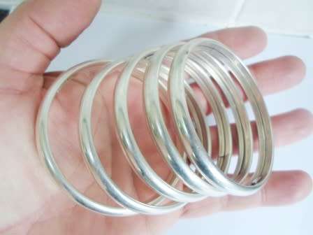 WOW!! 5 X  VINTAGE 8mm ITALIAN STERLING SILVER BANGLES  82,3g WOW!!