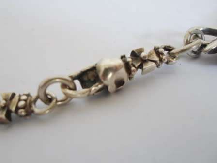 WOW!! AMAZING!! STERLING SILVER BIKERS SKULL AND SPEAR KEY CHAIN  30,7g WOW!!