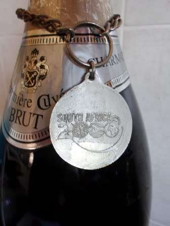WOW!! HUGE 3 LITRE 2000 NEDERBERG PRIMIERE CUVEE BRUT SPARKLING WINE, PARTY TIME!!!