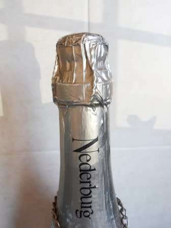 WOW!! HUGE 3 LITRE 2000 NEDERBERG PRIMIERE CUVEE BRUT SPARKLING WINE, PARTY TIME!!!