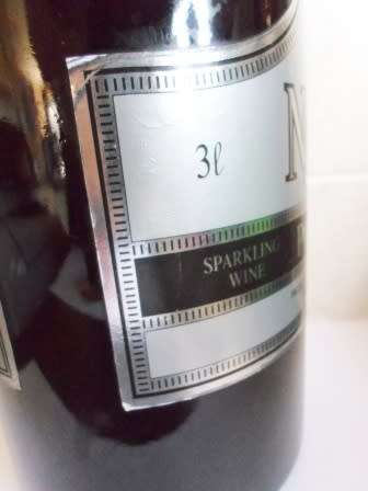 WOW!! HUGE 3 LITRE 2000 NEDERBERG PRIMIERE CUVEE BRUT SPARKLING WINE, PARTY TIME!!!