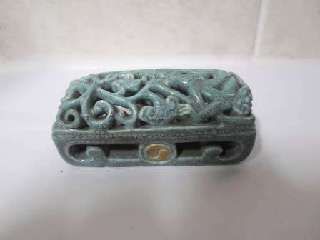 WOW!! VINTAGE CHINESE CERAMIC BRUSH REST WOW!!