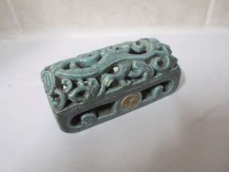 WOW!! VINTAGE CHINESE CERAMIC BRUSH REST WOW!!