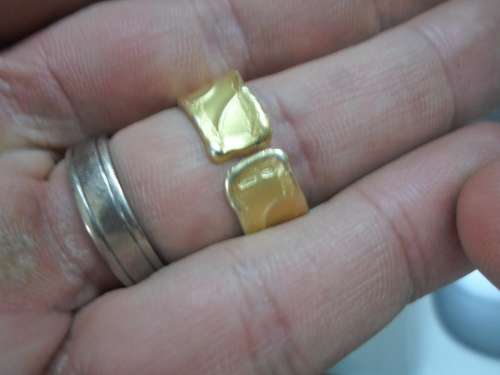 WOW!! LARGE GOLD TONE  ITALIAN STERLING SILVER ADJUSTABLE RING 6,5g WOW!!