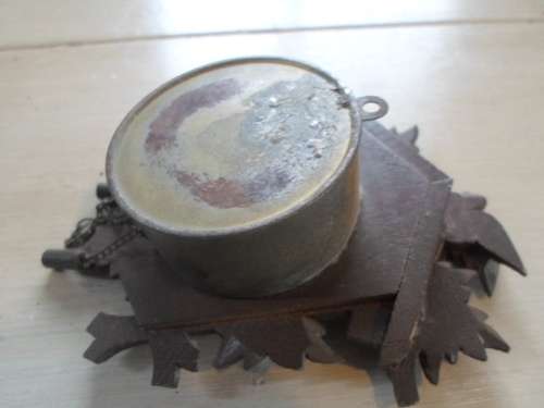 WOW!! GORGEOUS MINATURE VINTAGE KEY WIND CUCKOO STYLE CLOCK 100% WORKING WOW!!