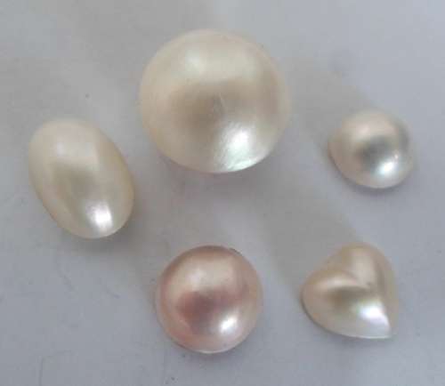 WOW!! COLLECTION OF 5 MABE PEARLS WOW!!
