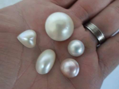 WOW!! COLLECTION OF 5 MABE PEARLS WOW!!