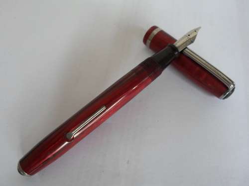 WOW!! VINTAGE ESTERBROOK RED MARBLED FOUNTAIN PEN EXCELLENT CONDITION, NEEDS BLADDER WOW!!