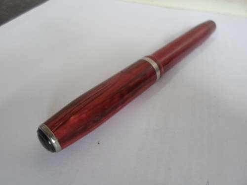 WOW!! VINTAGE ESTERBROOK RED MARBLED FOUNTAIN PEN EXCELLENT CONDITION, NEEDS BLADDER WOW!!