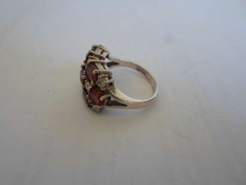 SPECTACULAR!! LARGE STERLING SILVER 2,80ct GARNET and CZ RING  6,5g WOW!