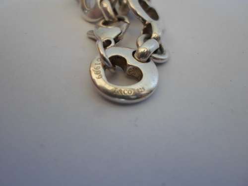 WOW!! 1999 VINTAGE TIFFANY and CO HEART LINK STERLING SILVER BRACELET   28,9g  VALUE R5500 WOW!!