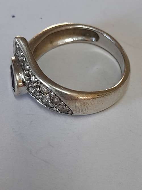 Gorgeous vintage sterling silver amethyst and cz ring  4,7g Wow!!