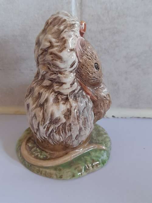Lovely Beatrix Potter Beswick `Thomasina Tittlemouse` figure wow!!