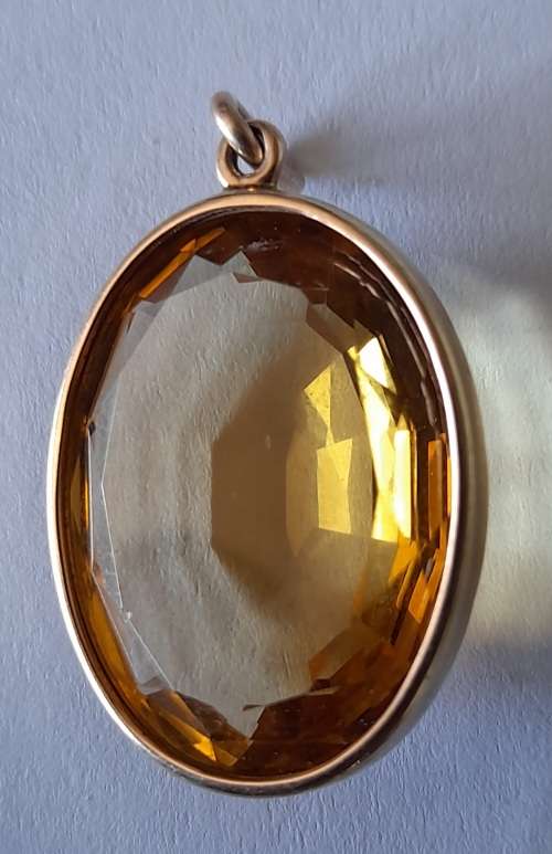Amazing large 9ct gold 29,00ct citrine pendant 7,3g  value R3500 wow!!