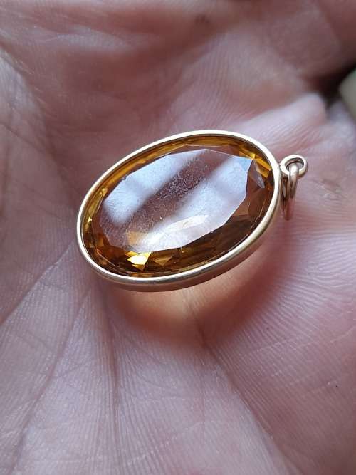 Amazing large 9ct gold 29,00ct citrine pendant 7,3g  value R3500 wow!!