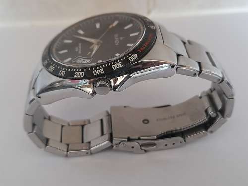 Wow!! Buren sportstar 100m mens wristwatch 100% working Value R2500