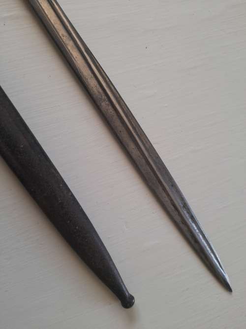 Rare Model 1898 Neuer Art bayonet , made by Erfurt in 1903 , issued to the 119.