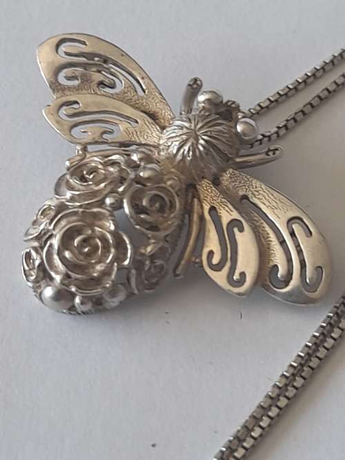 Magnificent!! Jenna Clifford sterling silver bumblebee pendant 12,6g  Wow!!