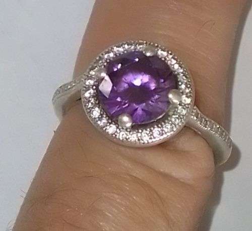 Stunning sterling silver purple stone and cz ring 3.3g size M