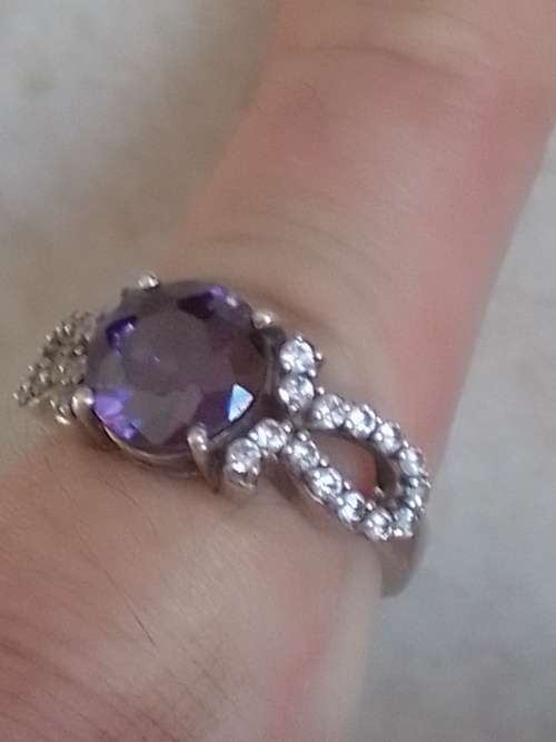 Exquisite sterling silver purple stone ring with amazing design 4,3g wow!!
